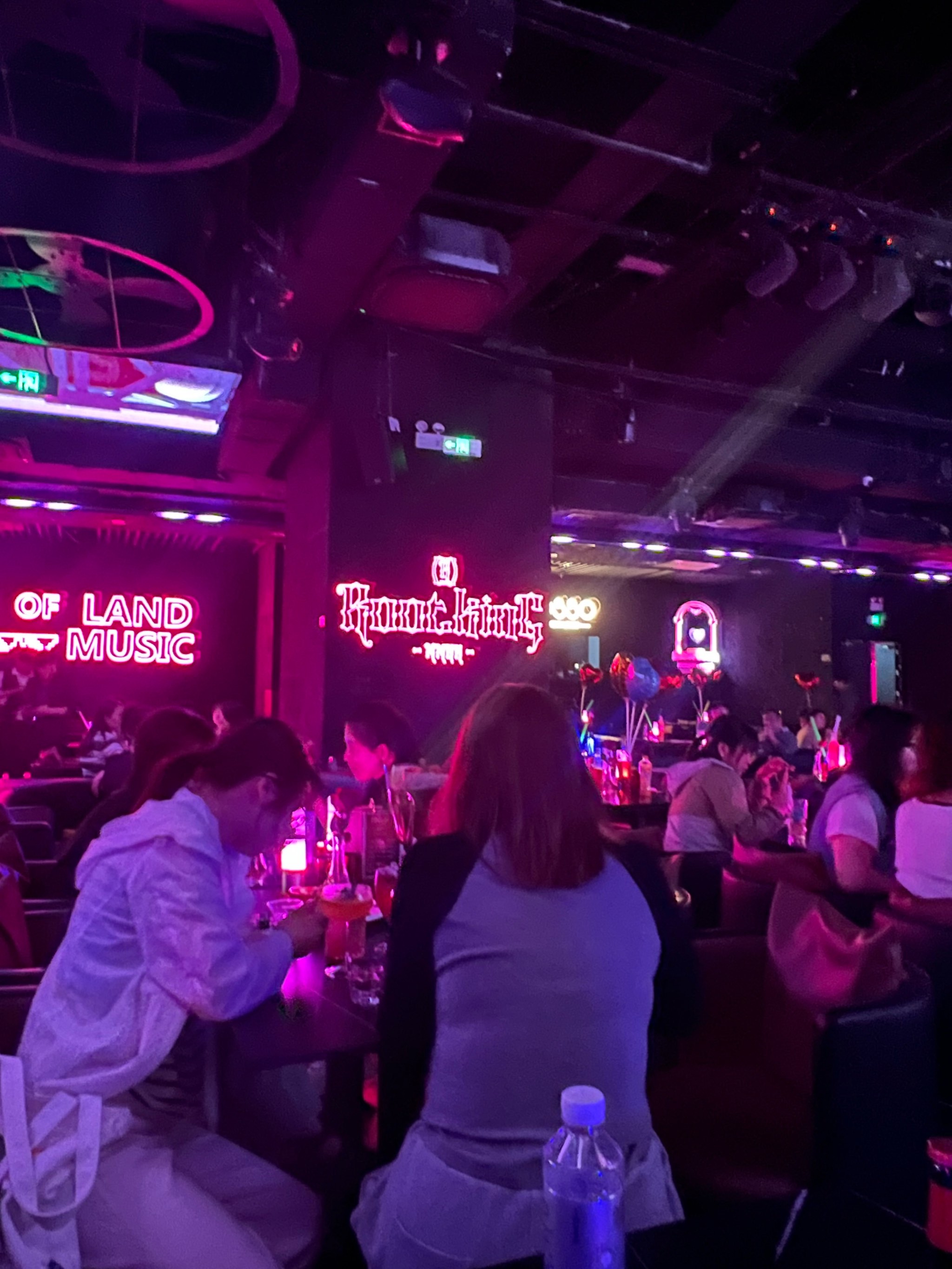 双鸭山商务ktv消费方式解析-宝山区ktv预定